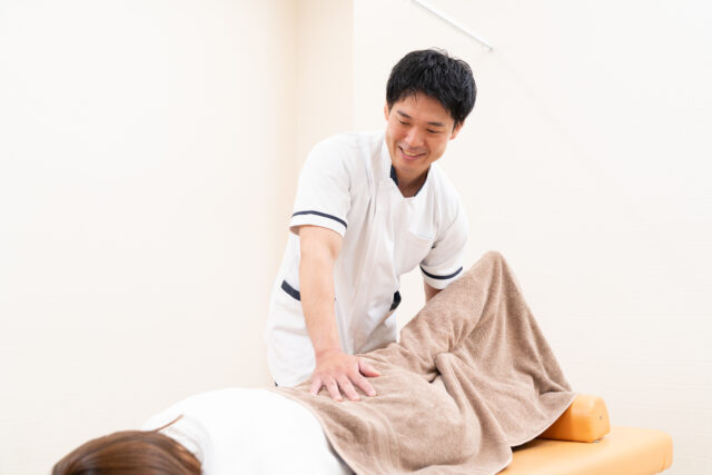 階段の上り下りで痛む膝